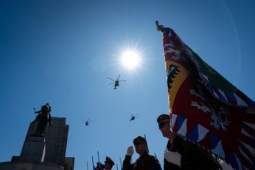 Nástupem u Národního památníku na Vítkově s hrobem Neznámého vojína  vojáci oslavili Den ozbrojených sil