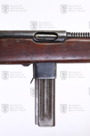 Americký samopal Reising M50 (4)