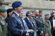 Vernisáž výstavy Vojenské školství, dějiny, vývoj a současnost - „Armáda moje životní volba“ před Generálním štábem AČR. FOTO: Marie Křížová, AVIS