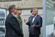 Vernisáž výstavy Vojenské školství, dějiny, vývoj a současnost - „Armáda moje životní volba“ před Generálním štábem AČR. FOTO: Marie Křížová, AVIS