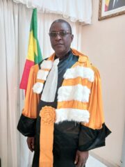 Plukovník Mor Ndao, prezident Senegalské komise pro vojenskou historii, profesor univerzity a generální inspektor školství a vzdělávání