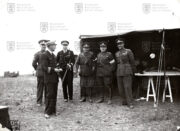 Ředitelství závěrečného cvičení ZVV Praha v Rakovníku, generál Kopal druhý zprava, 1935