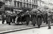 Pohřební lafeta na cestě Prahou, 1935