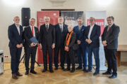 Cenu Rudolfa Medka za rok 2025 převzal historik VHÚ Praha Tomáš Jakl. FOTO: Archiv NK ČR