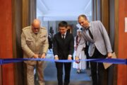 Slavnostní vernisáže se zúčastnili i ředitel Vojenského historického ústavu Praha, brigádní generál Aleš Knížek a chargé d'affaires Kazachstánu Timur Akhmetzanov. FOTO: VHÚ Praha