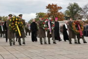 Pietní akt na Vítkově připomněl 107. výročí vzniku Československa. FOTO: Jan Kouba, VHÚ Praha Pietní akt na Vítkově připomněl 107. výročí vzniku Československa. FOTO: Jan Kouba, VHÚ Praha