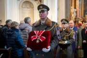 V kostele sv. Jana Nepomuckého v Praze se dnes konalo poslední rozloučení s generálporučíkem v. v. Miloslavem Masopustem. FOTO Petr Dohnal, AČR (5)