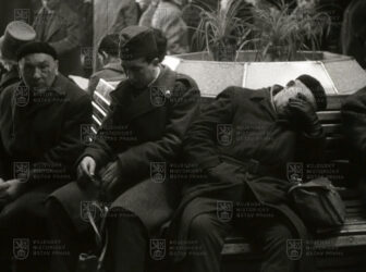 Film „Čekání na vlak, který přijede podle jízdního řádu“